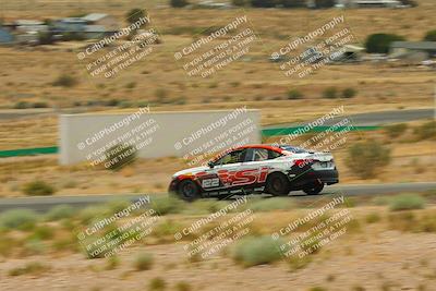 media/May-31-2025-CalClub SCCA (Sat) [[2c1a04e1ee]]/Race/Group 2/Turn 4b/
